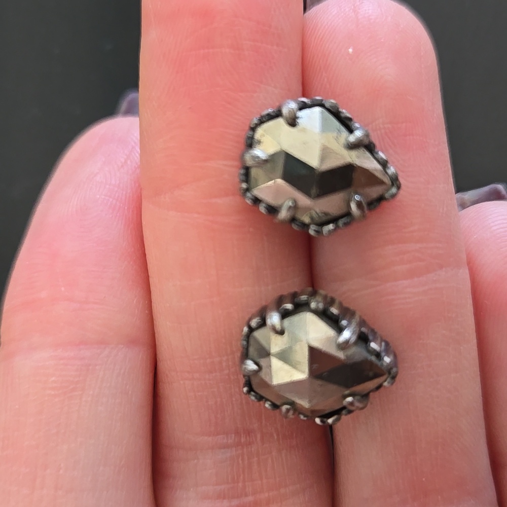 Kendra Scott stud earrings